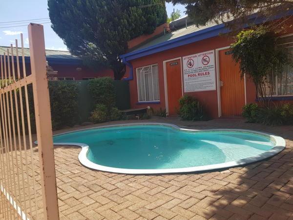 Garden View Lodge Mafikeng Buitenkant foto