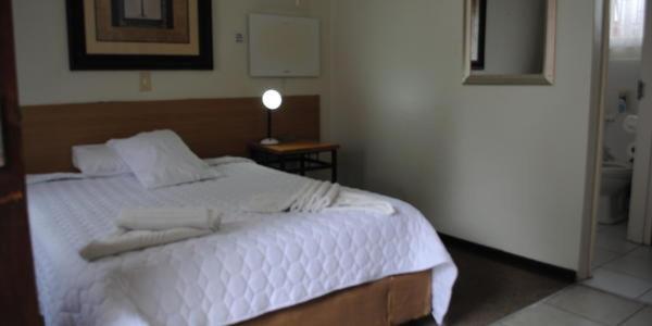 Garden View Lodge Mafikeng Buitenkant foto